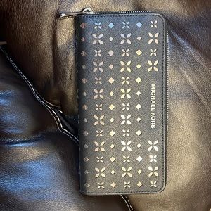Michael Kors wallet